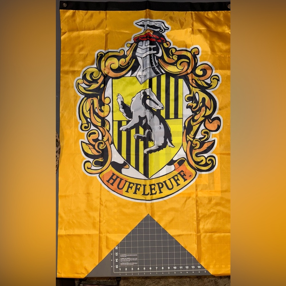Harry Potter Hufflepuff Outdoor/Indoor Flag/Banner 30”x50”.